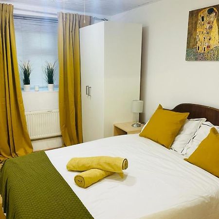 Cosy Flat Close To East Finchley Station London Exterior photo