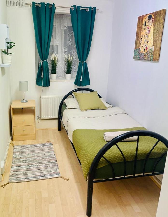 Cosy Flat Close To East Finchley Station London Exterior photo